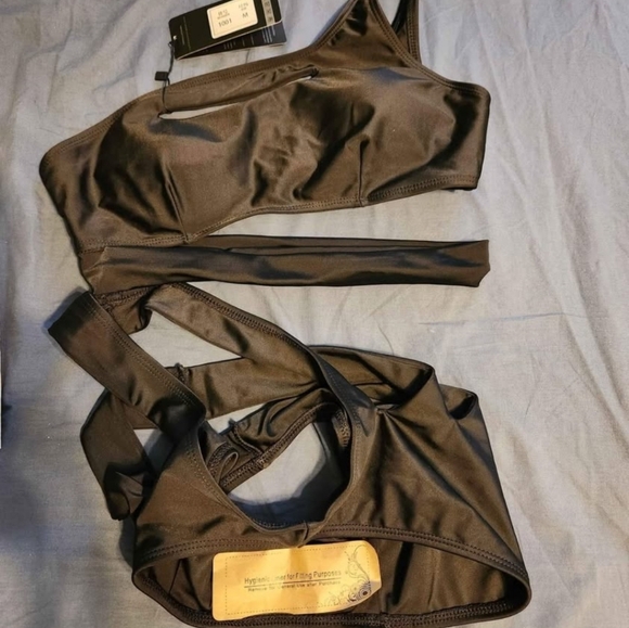 NEW! Women's One Piece Bandage Swimsuit - Picture 4 of 5